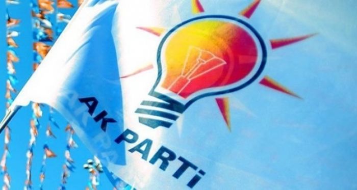 AK Parti semene dijital mecralardan ulaacak