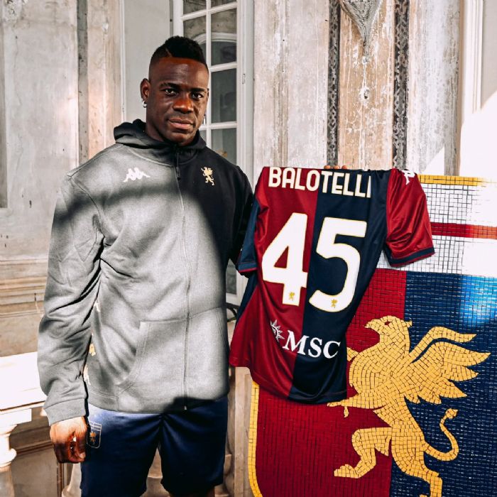 Mario Balotelli, Genoa'ya imza att