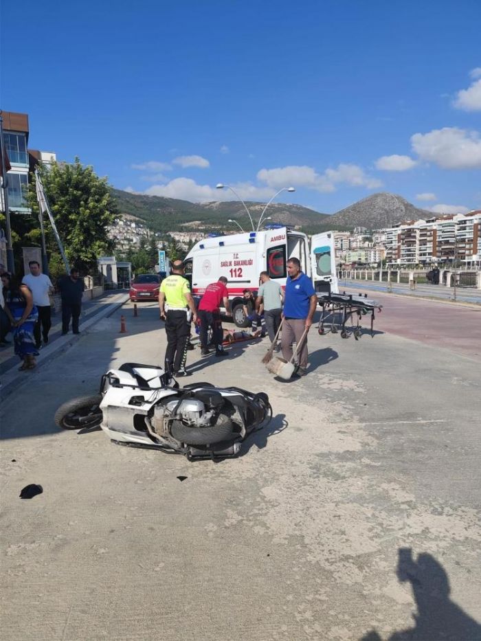 Amasya'da motosikletle bisiklet arpt, o anlar kamerada